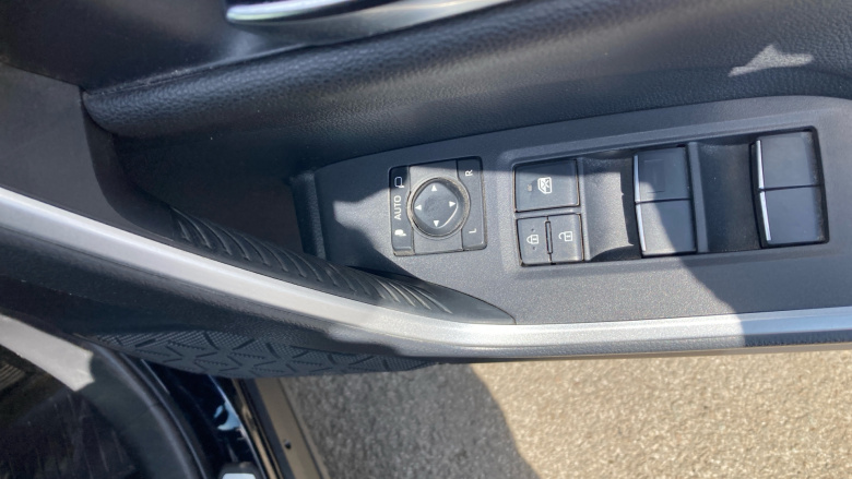 Toyota RAV4 2.5 VVT-i Hybrid Black Edition 5dr CVT Hybrid Estate